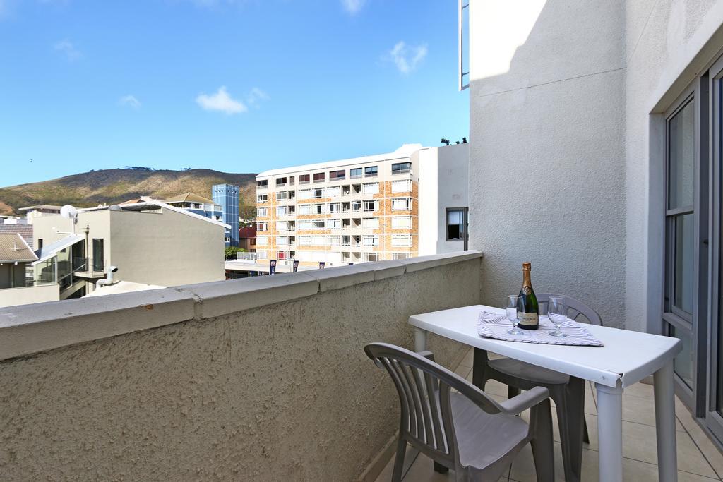 Amalfi On Regent Ξενοδοχείο Κέιπ Τάουν Εξωτερικό φωτογραφία